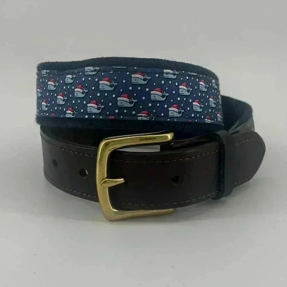 Vineyard Vines canvas/leather Santa whale belt